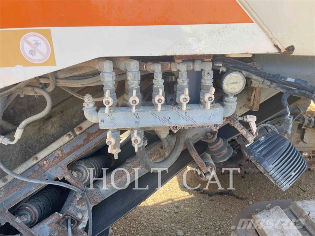 Wirtgen W220 ماكينات الكشط البارد للأسفلت