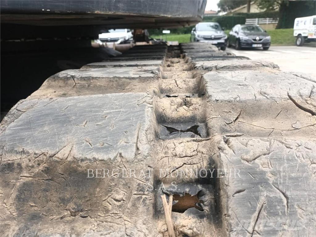 Yanmar SV100 حفارات زحافة