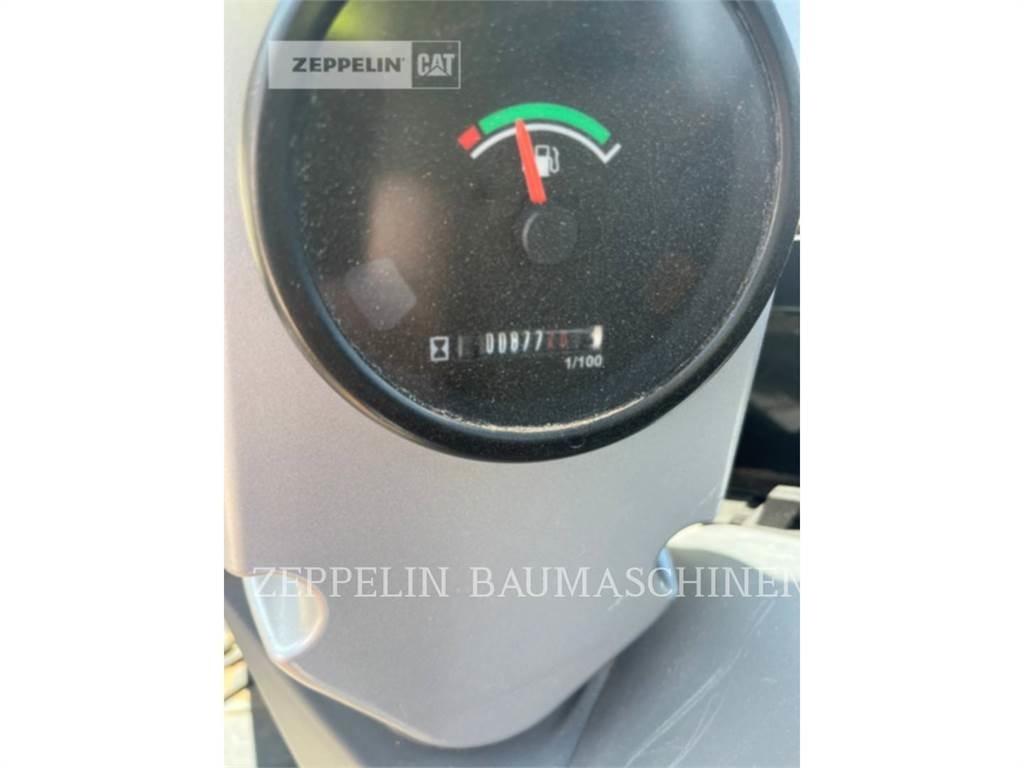 Yanmar SV15 حفارات زحافة
