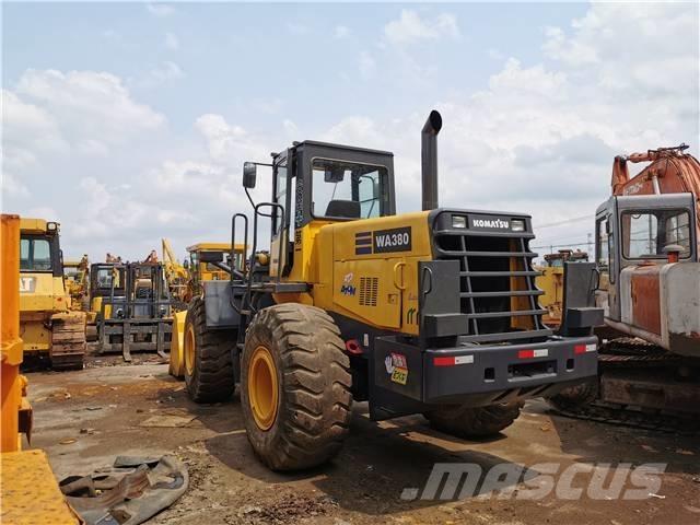 Komatsu WA 380 لوادر بعجل