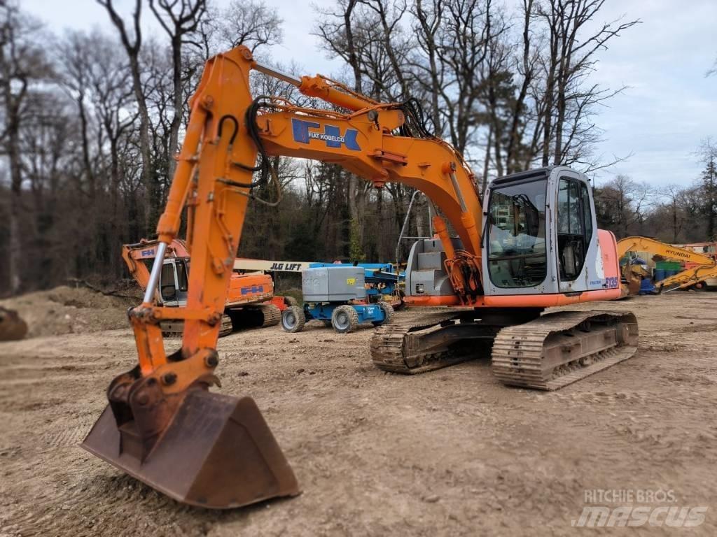 Fiat-Kobelco E 135 حفارات زحافة