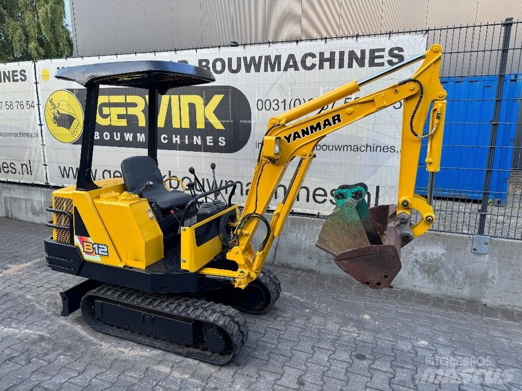 Yanmar B12 حفارات صغيرة أقل من 7 طن (حفارات صغيرة)