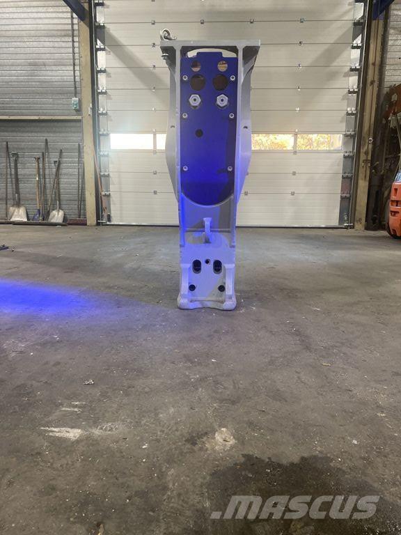 FRD F19 مطارق / كسارات