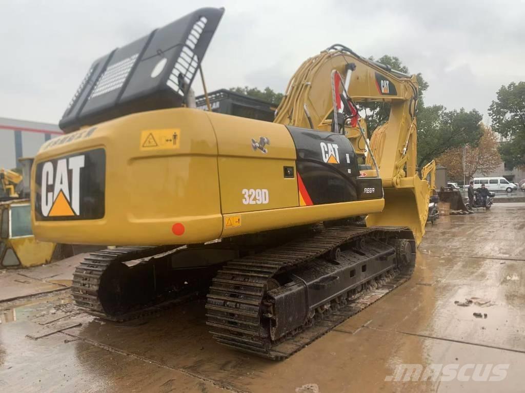 CAT 329 D حفارات زحافة