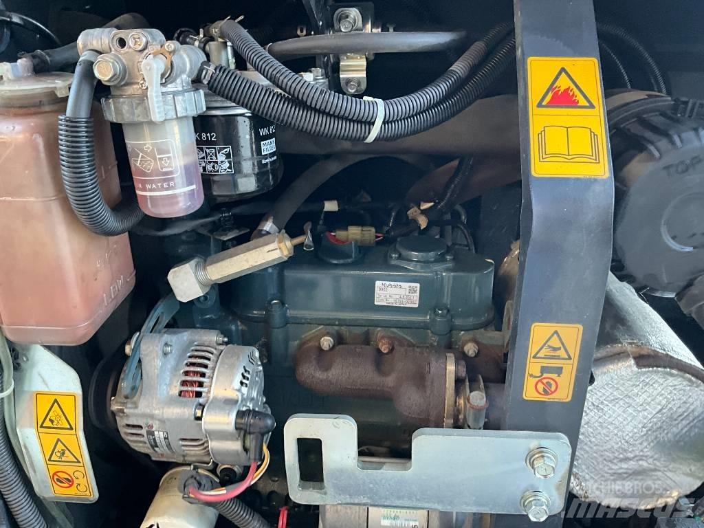 Kubota KX 019-4 حفارات صغيرة أقل من 7 طن (حفارات صغيرة)