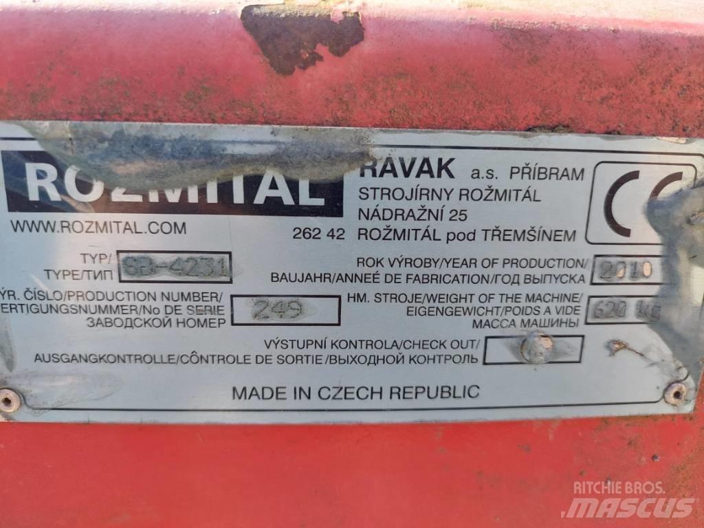 Rozmital SB 4631 محشات