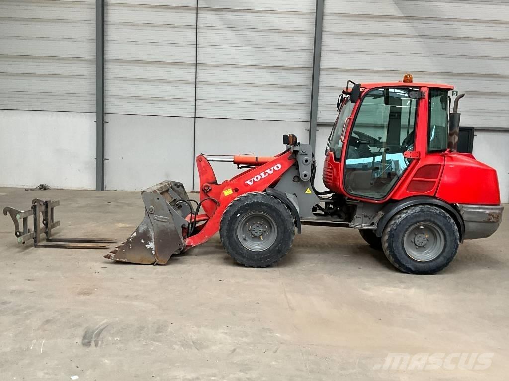 Volvo L 25 F لوادر بعجل