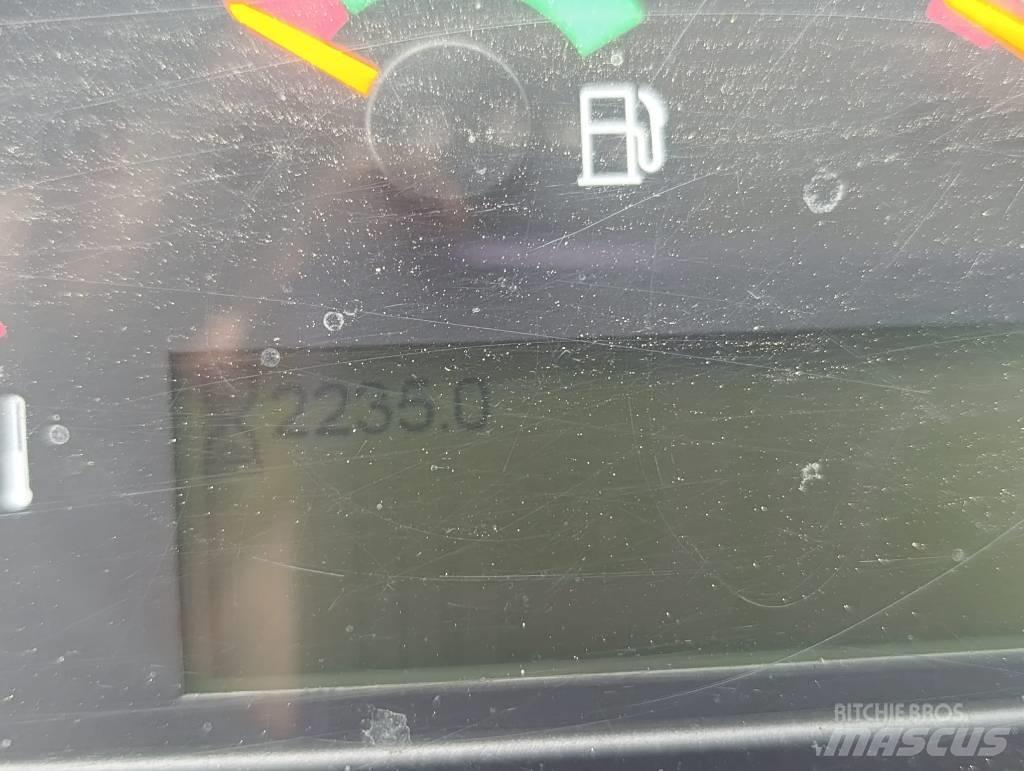 CAT 908 M لوادر بعجل