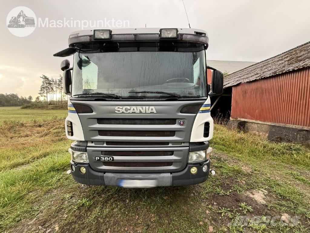 Scania P 380 LB شاحنات الرافعات الخطافية