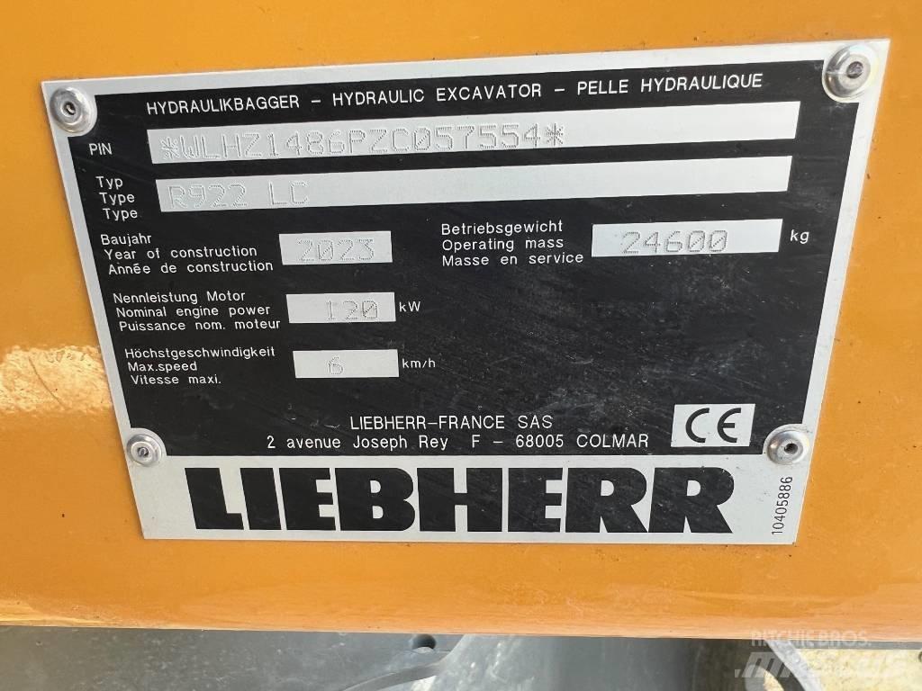 Liebherr R922LC حفارات زحافة