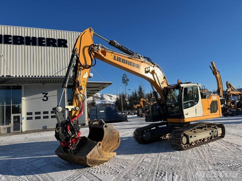 Liebherr R922LC حفارات زحافة