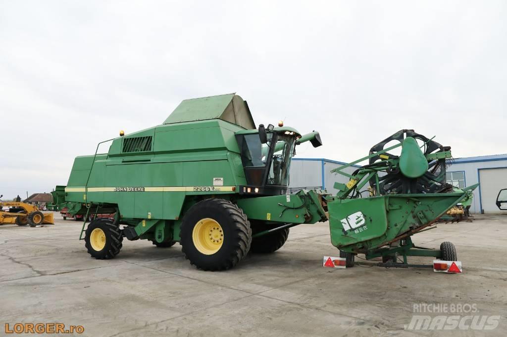 John Deere 2266 E حصادات