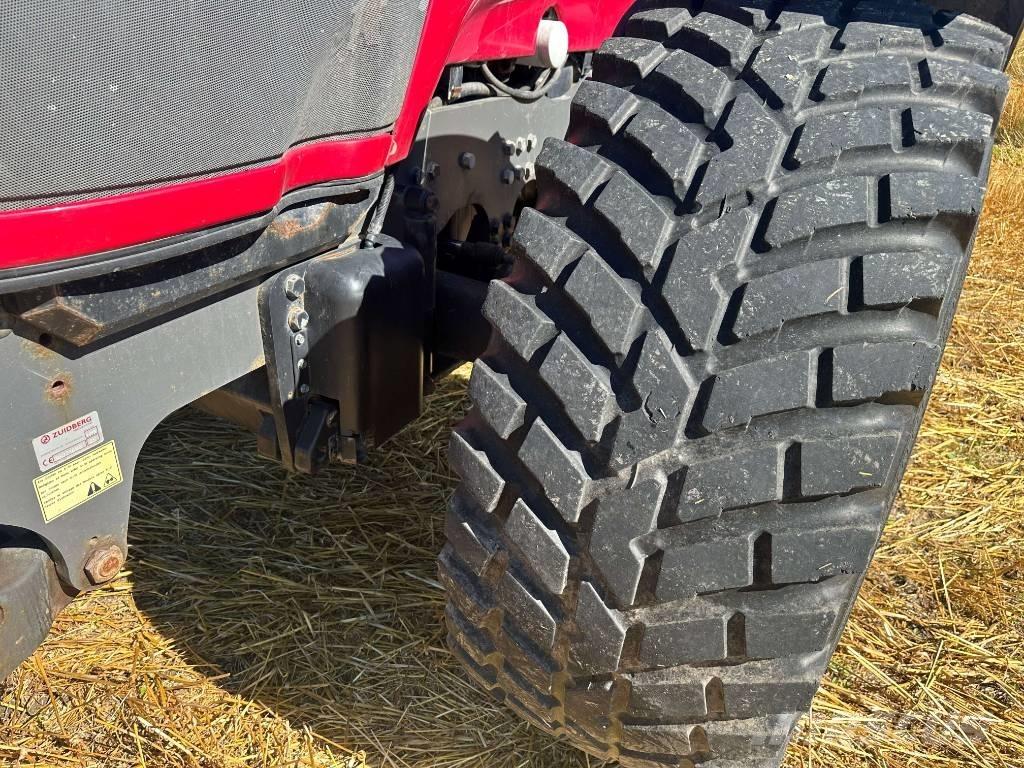 Valtra T 151 الجرارات