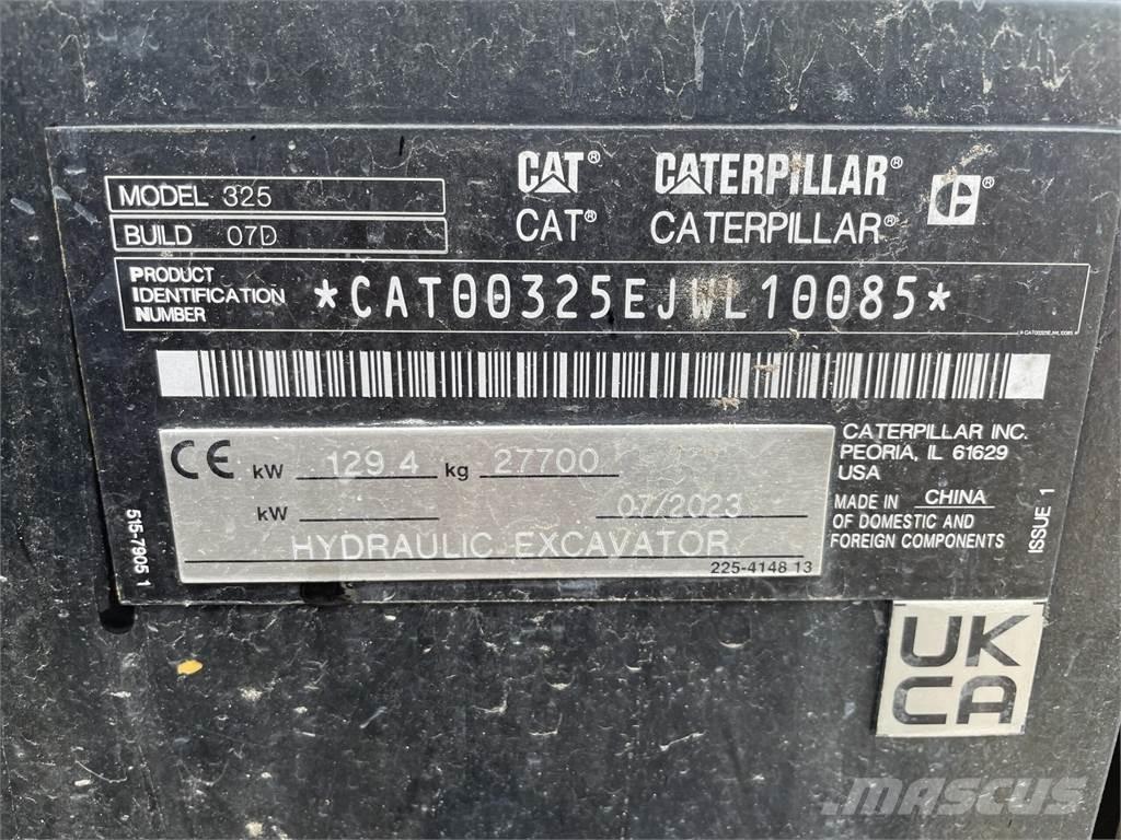 CAT 325 حفارات زحافة