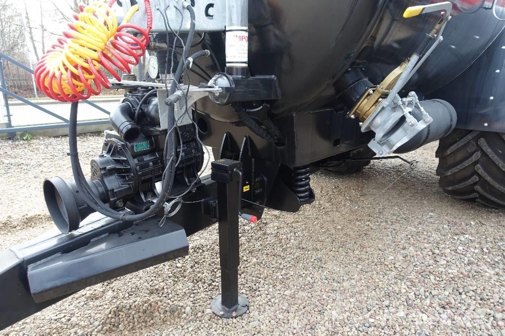 Conor 11000 R صهاريج الملاط