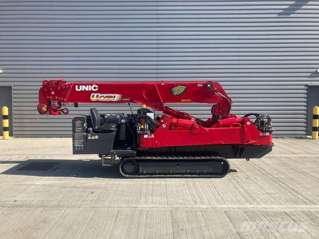 Unic URW-547 رافعات صغيرة