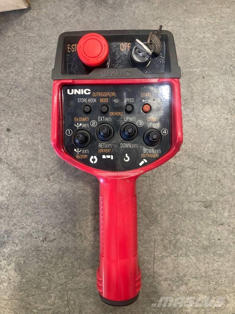 Unic URW-547 رافعات صغيرة