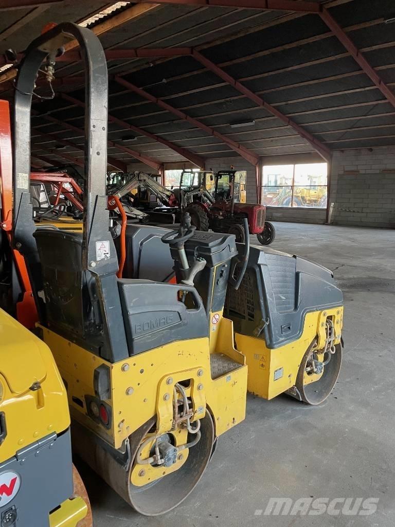 Bomag BW80 مداحل ثنائية الاسطوانة