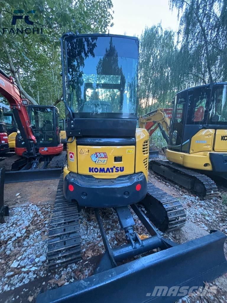 Komatsu PC 35 حفارات صغيرة أقل من 7 طن (حفارات صغيرة)