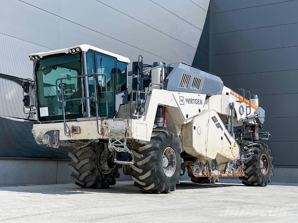 Wirtgen WR 240I معدات إعادة تدوير الأسفلت