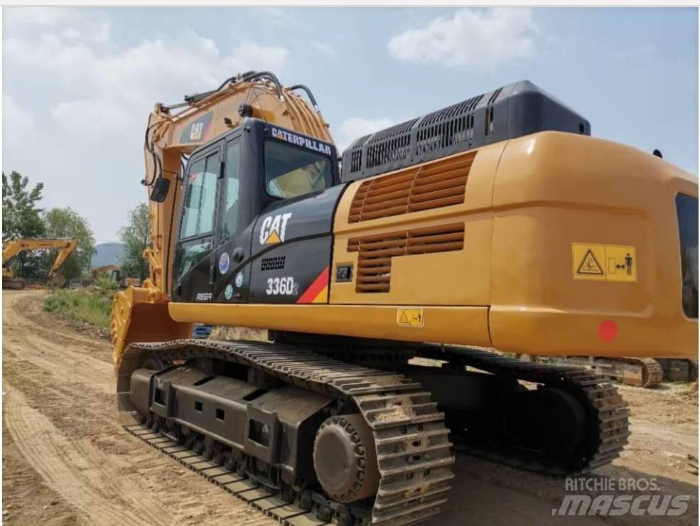 CAT CAT 336 D حفارات زحافة