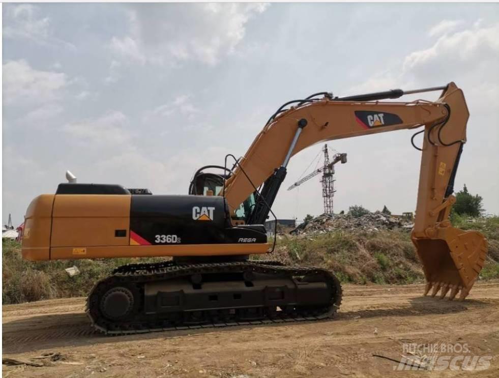 CAT CAT 336 D حفارات زحافة