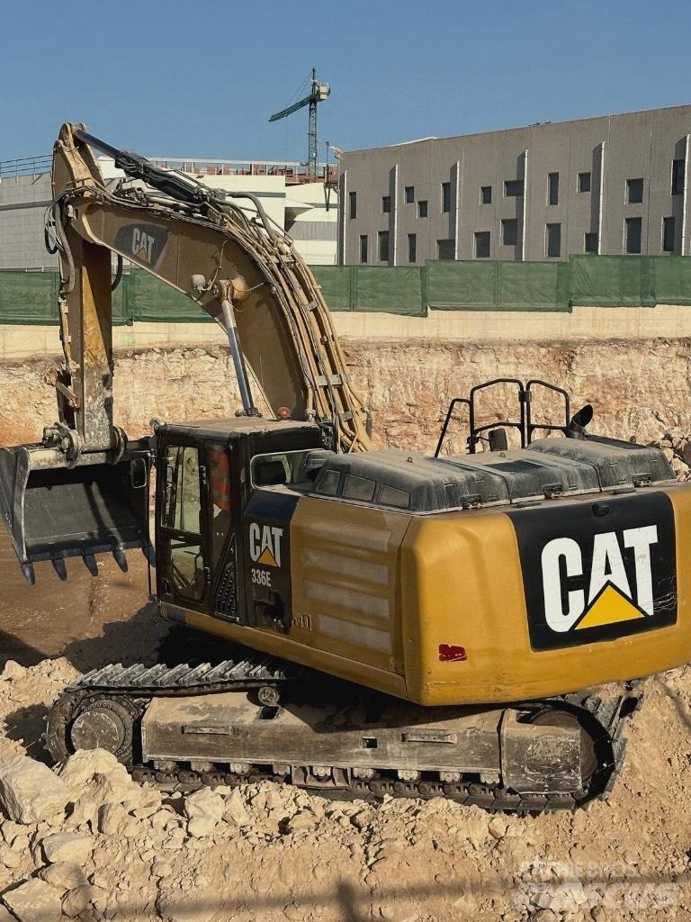 CAT 336 EL حفارات زحافة