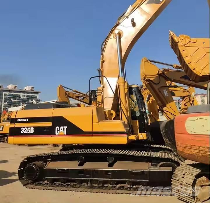 CAT 325 B حفارات زحافة