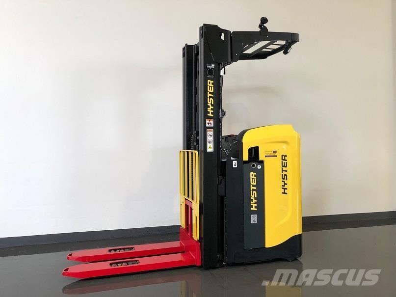 Hyster RS1.6IL شاحنات مناولة ذاتية الدفع
