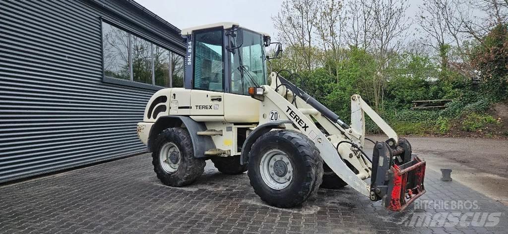 Terex SKL 834 لوادر بعجل