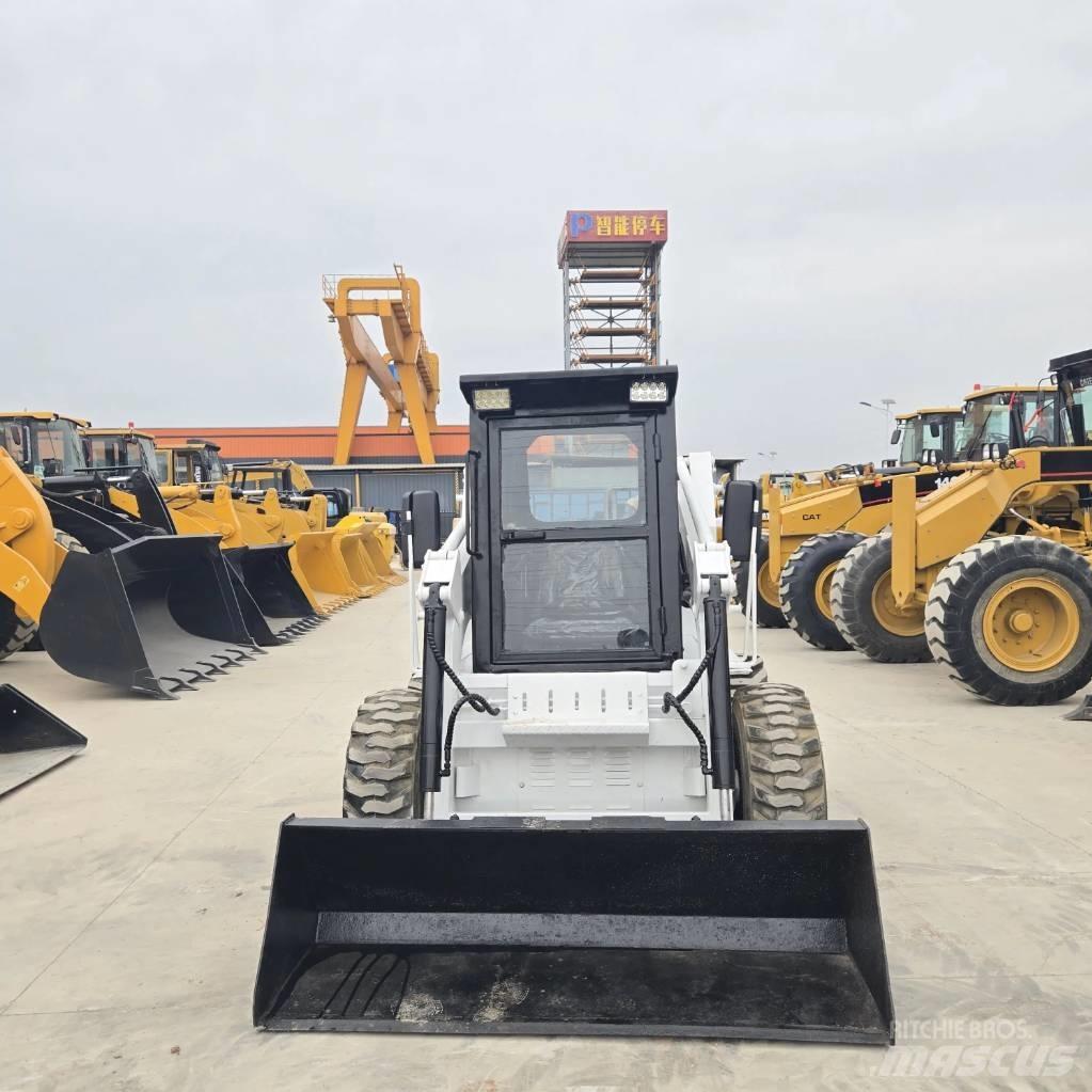 Bobcat S 300 لوادر انزلاقية التوجيه
