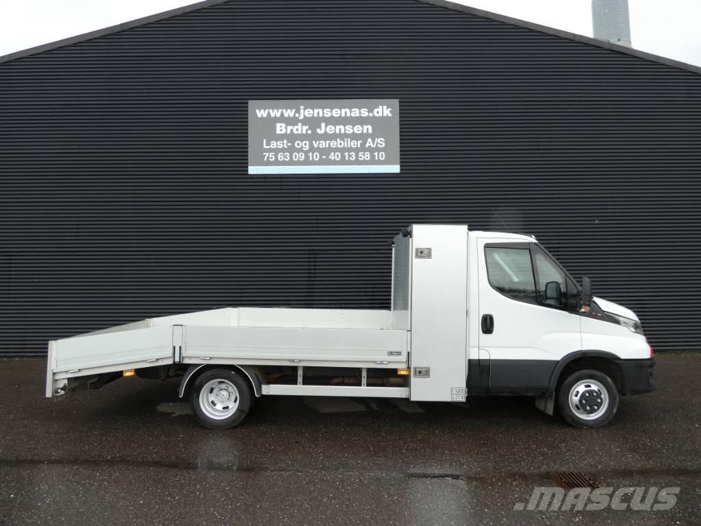 Iveco 50C 18 مركبات النقل