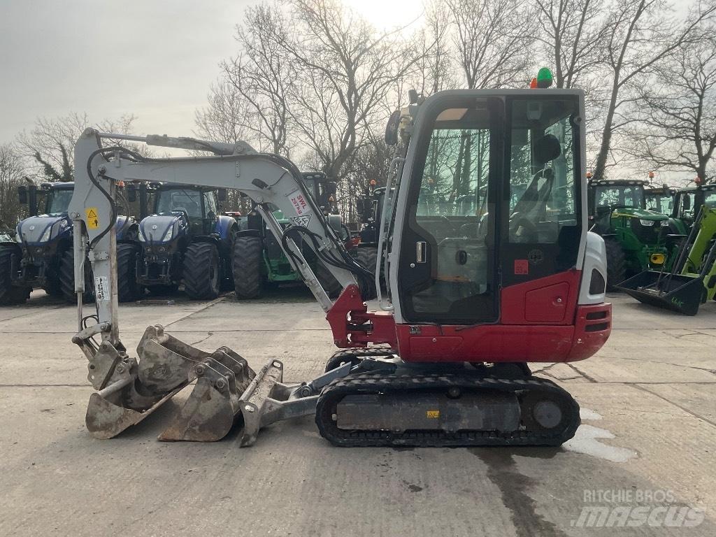 Takeuchi TB 230 حفارات صغيرة أقل من 7 طن (حفارات صغيرة)