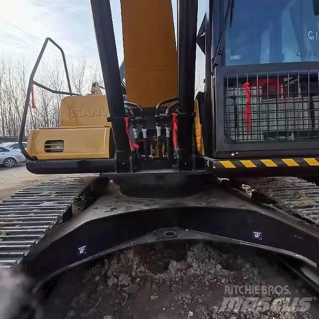 Sany SY 215 C حفارات زحافة