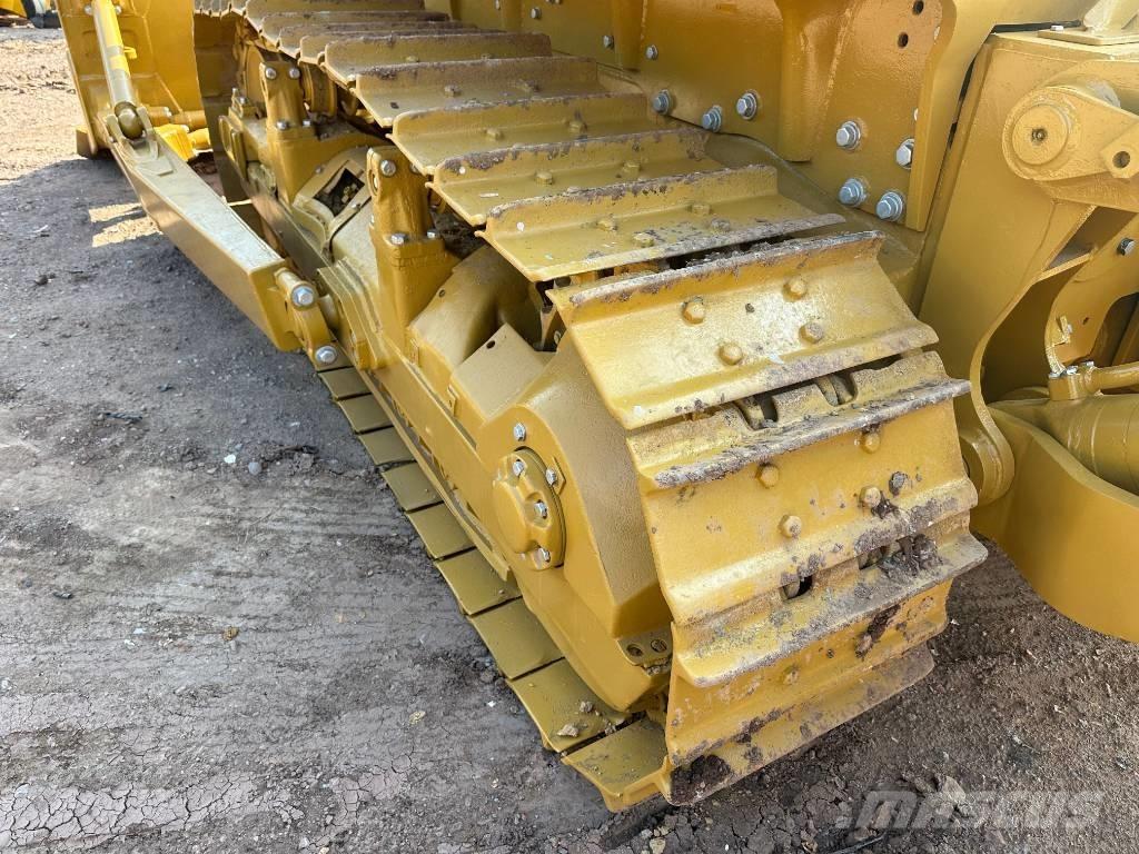 CAT D7G بلدوزرات مجنزرة
