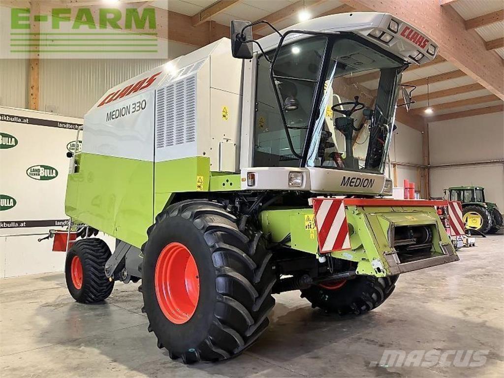 CLAAS medion 330 حصادات