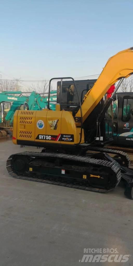 Sany SY 75 C حفارات زحافة
