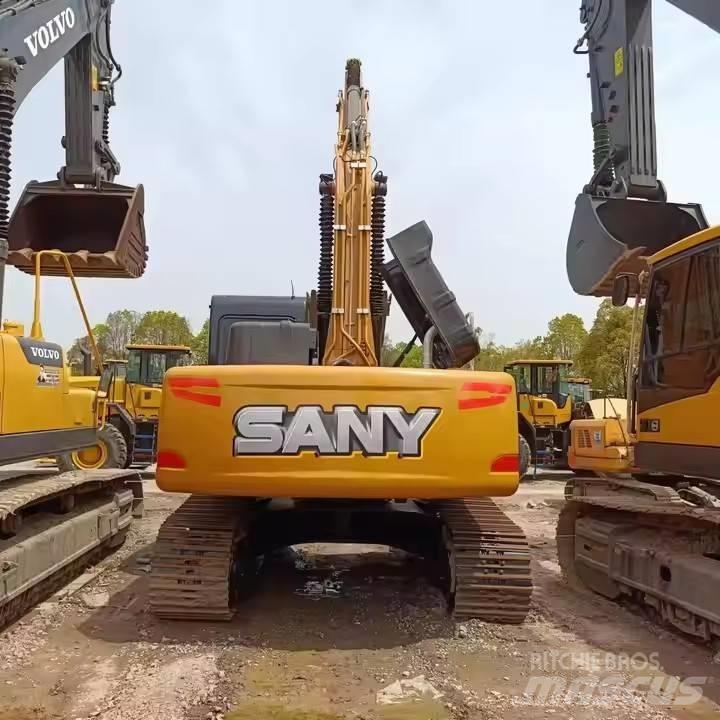 Sany SY215Cpro حفارات زحافة