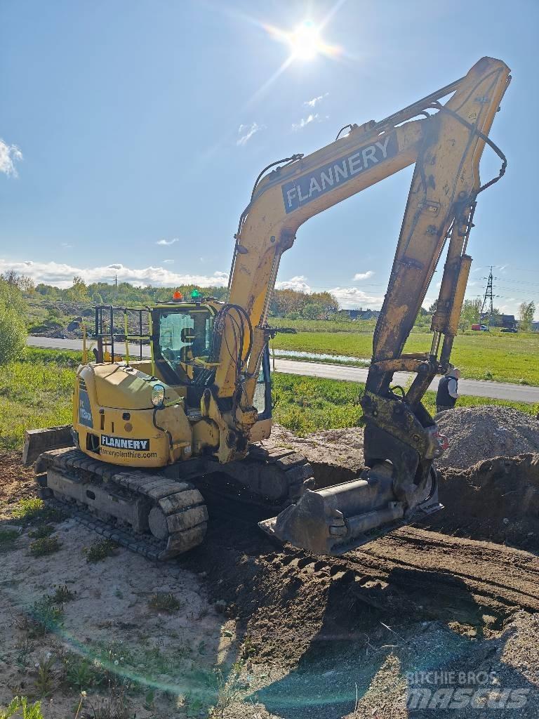 Komatsu PC 118 MR-8 حفارات زحافة