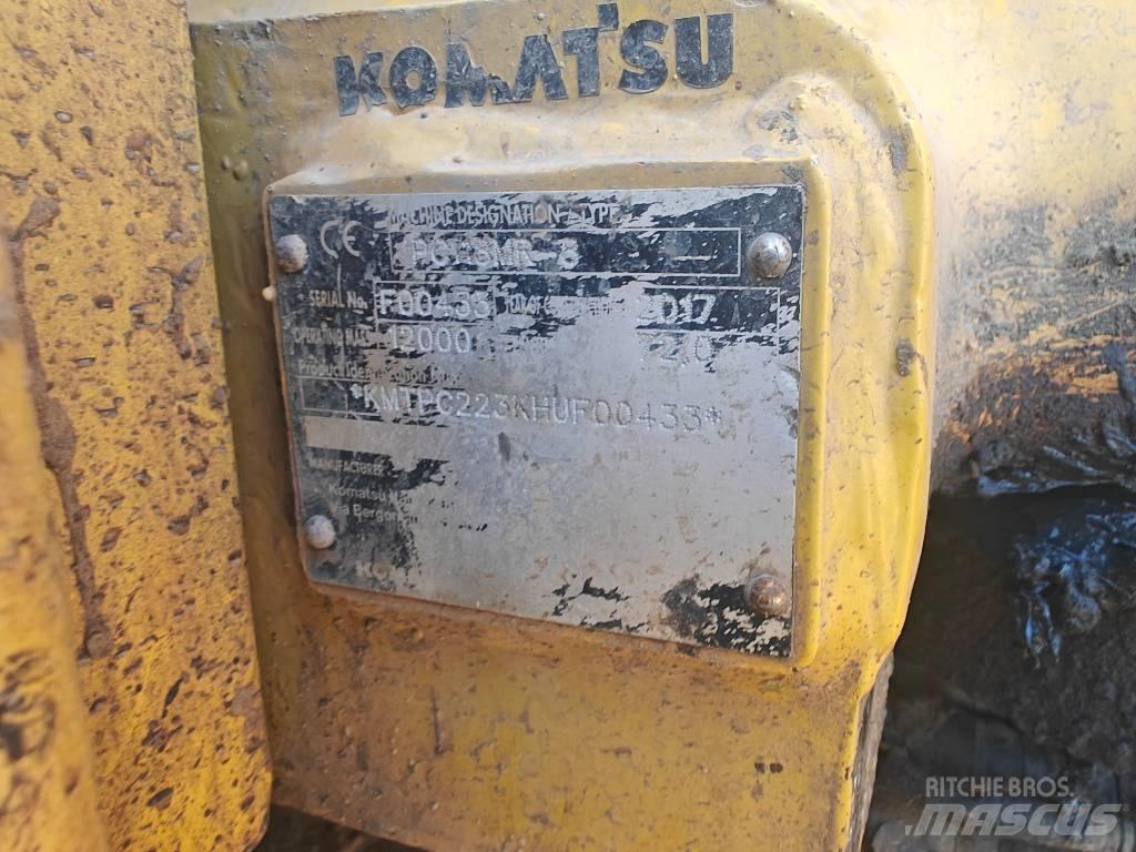 Komatsu PC 118 MR-8 حفارات زحافة