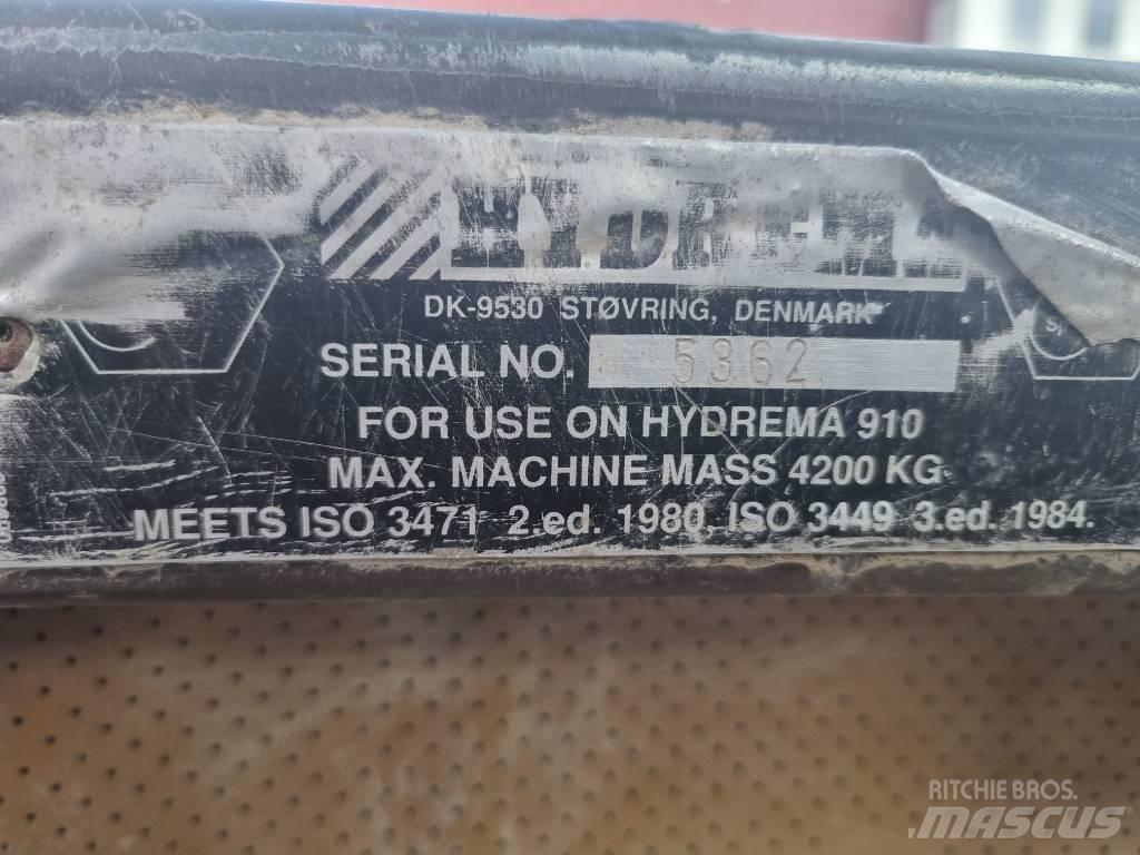 Hydrema 910 ساحبات مفصلية