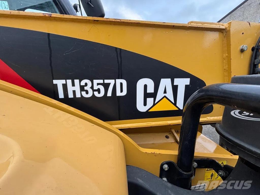 CAT TH357D معدات مناولة لأغراض الزراعة