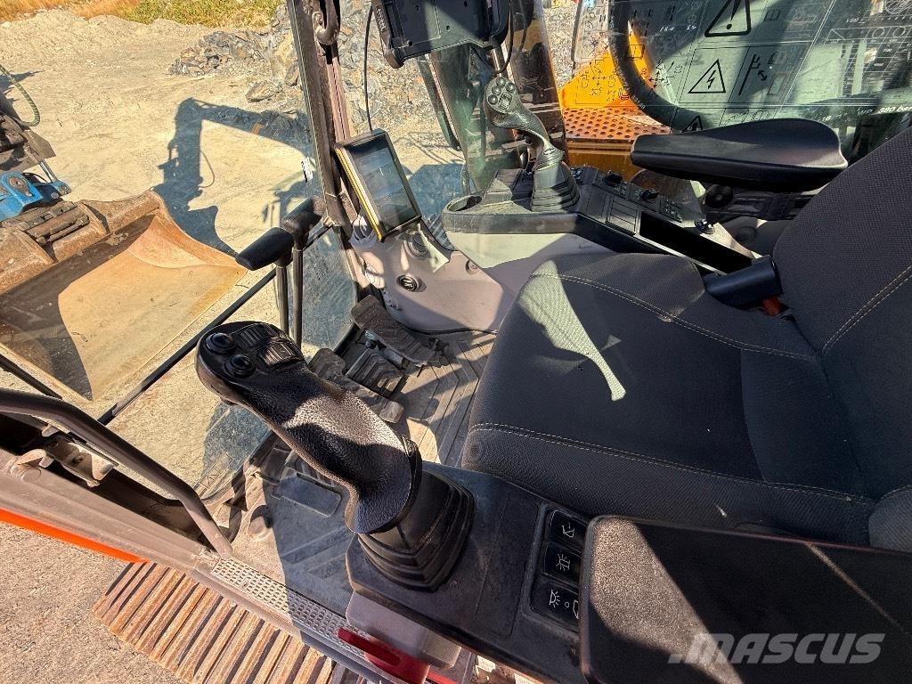 Volvo EC220EL حفارات زحافة