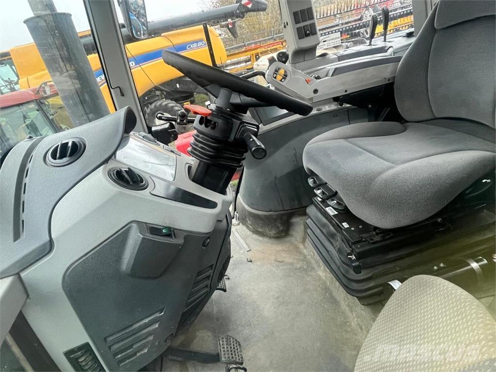 CLAAS Axion 840 الجرارات