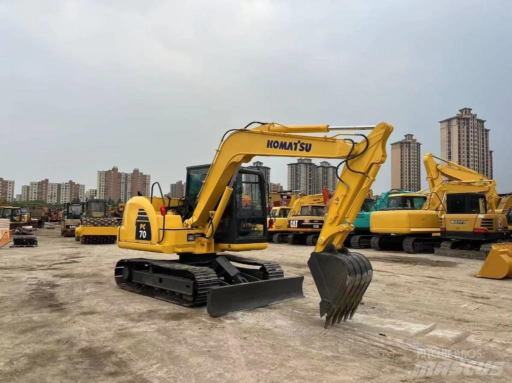 Komatsu PC 70-8 حفارات صغيرة أقل من 7 طن (حفارات صغيرة)