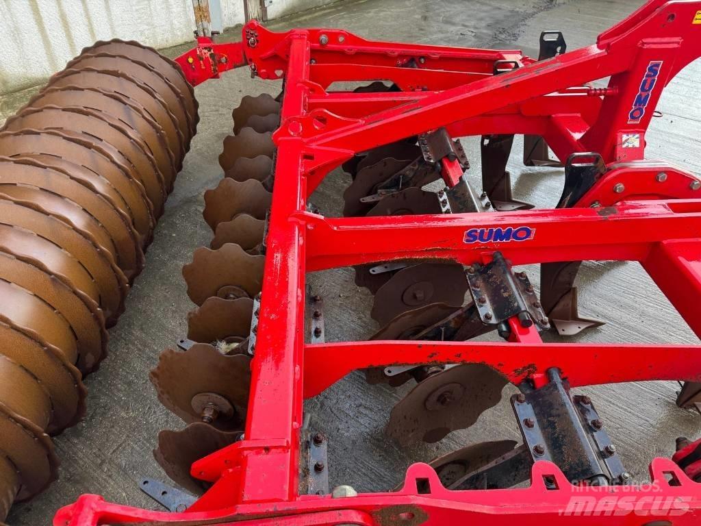 Sumo Trio 3m Mounted زراعات