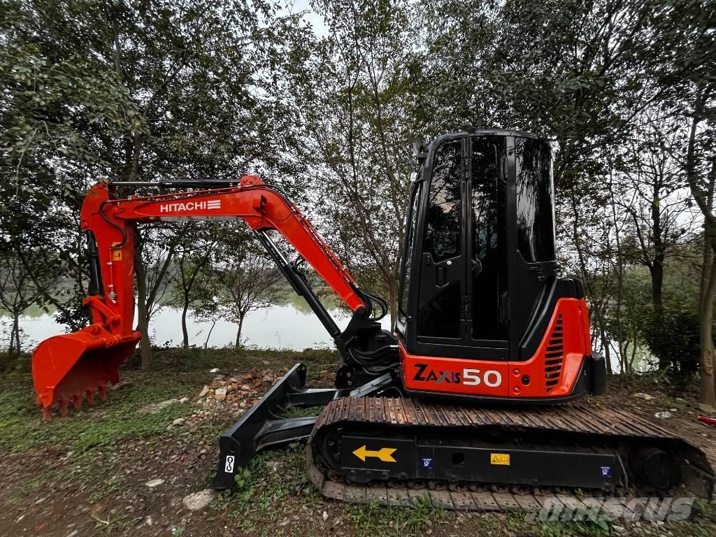 Hitachi ZX 50 U حفارات صغيرة أقل من 7 طن (حفارات صغيرة)