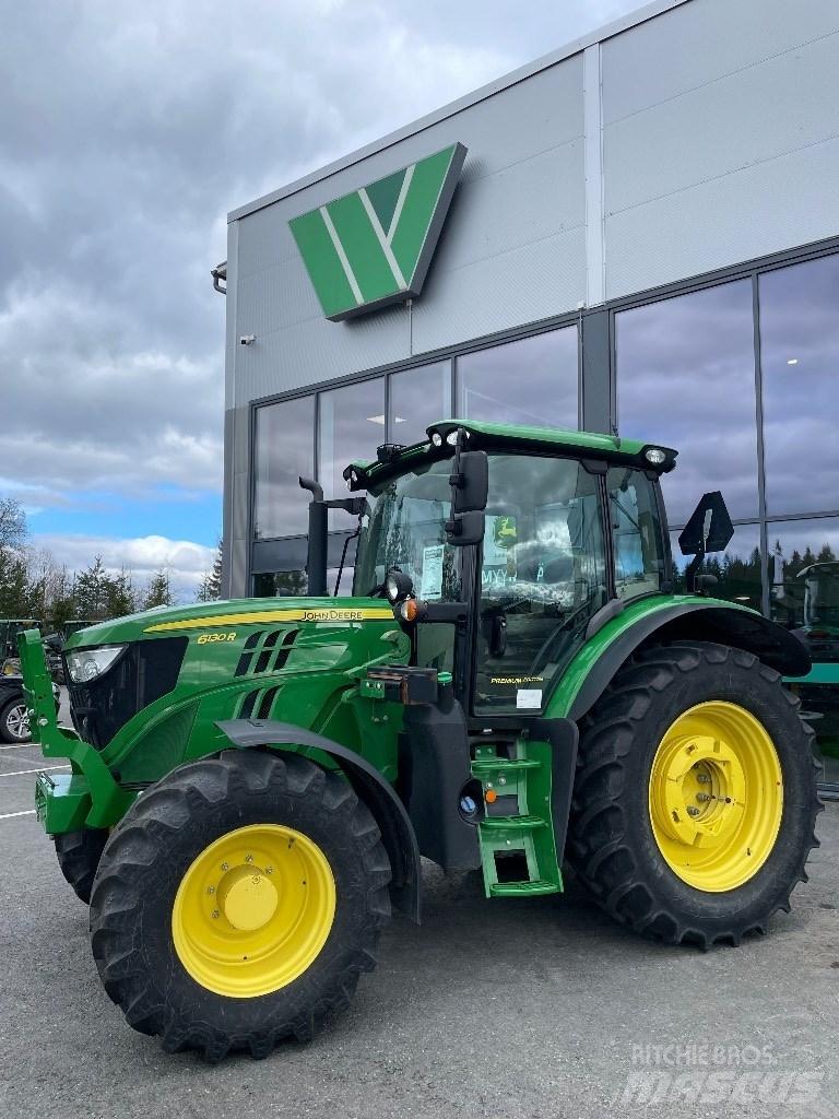 John Deere 6130R الجرارات