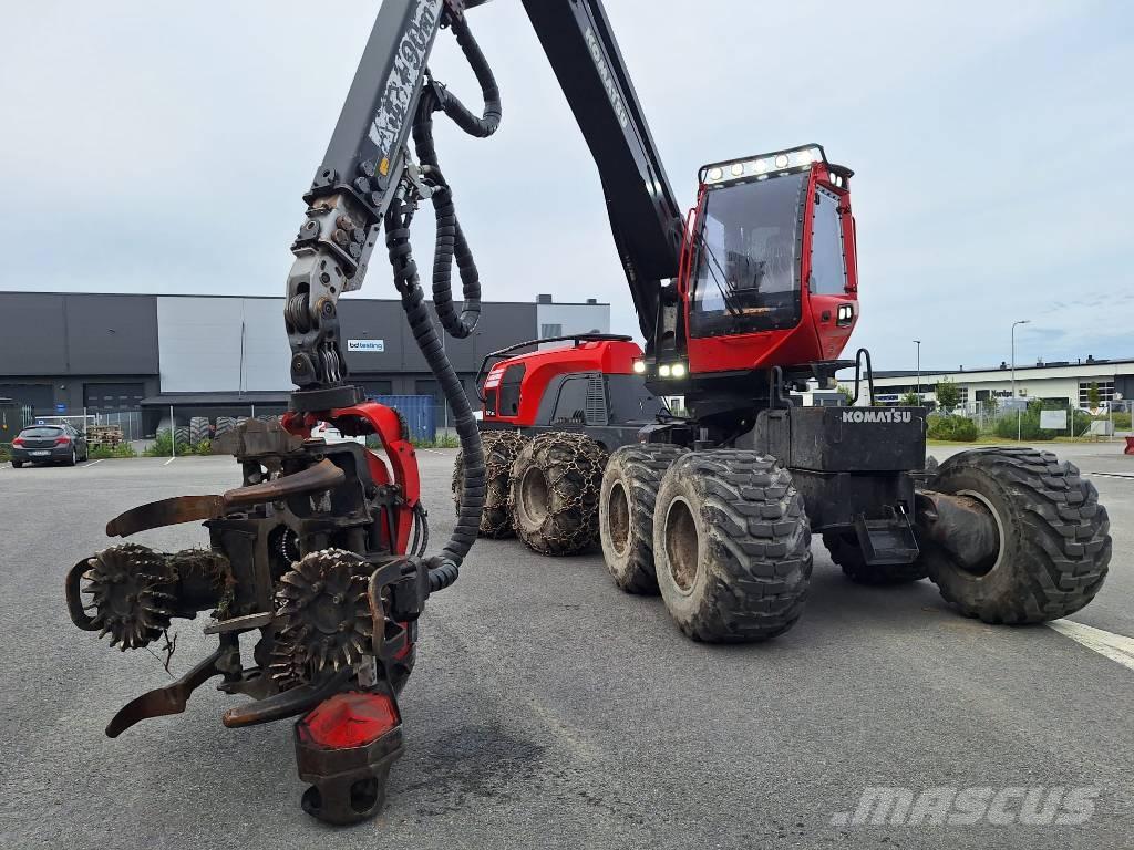 Komatsu 931 XC حصادات