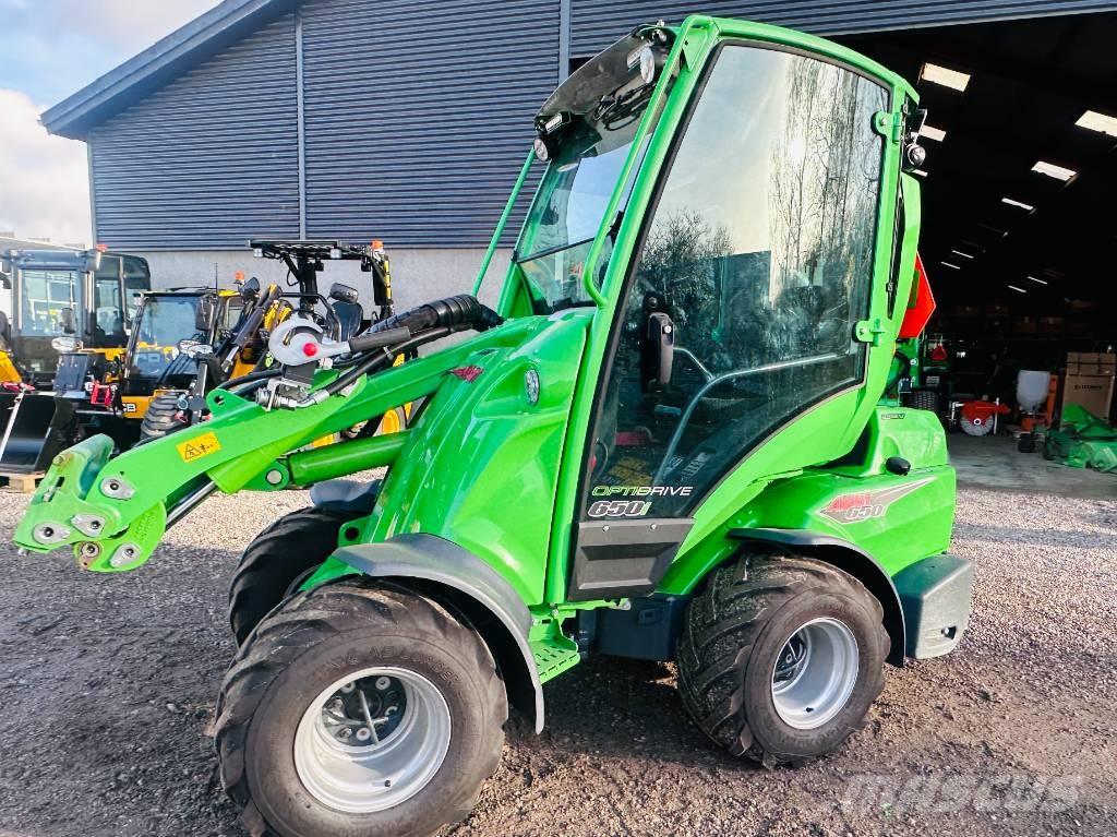 Avant 650 i لوادر متعددة الأغراض